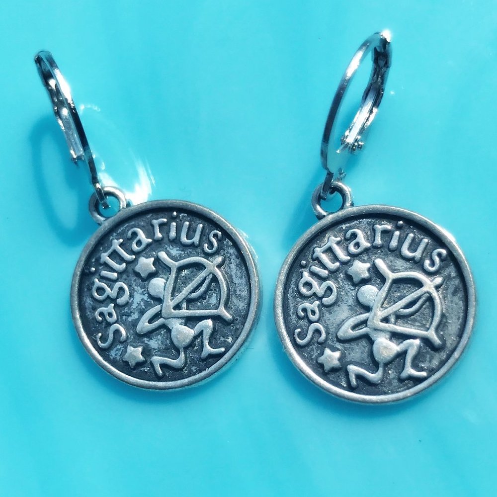 4/$40 zodiac sagittarius earrings - Picture 1 of 2